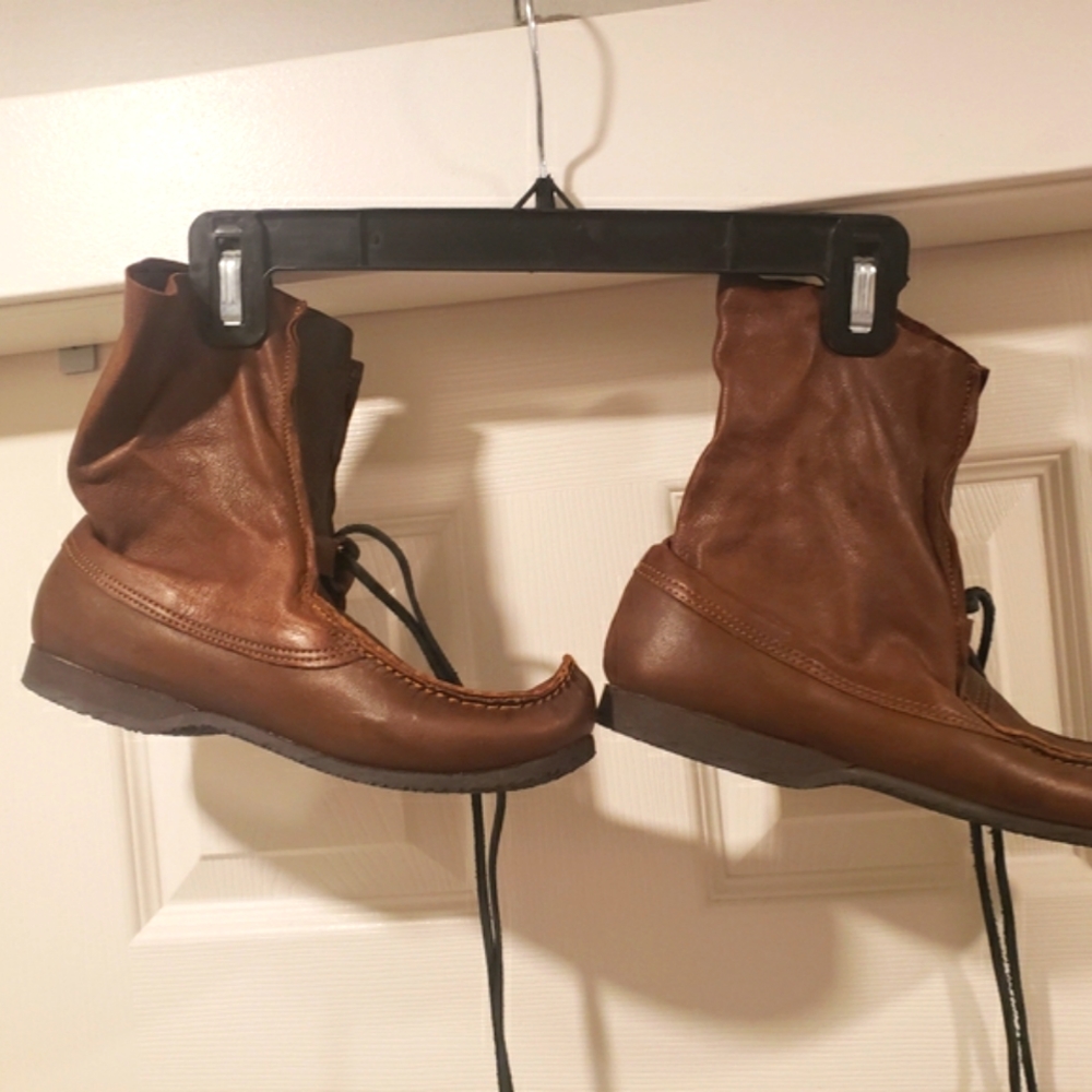 New Handmade Traditional Finnish Sami Beak Boots - Reindeer Leather